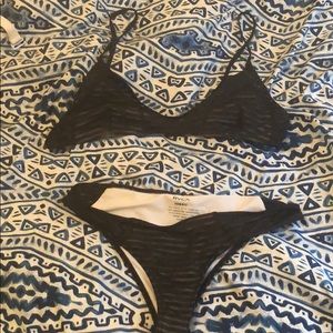 Rvca black bikini